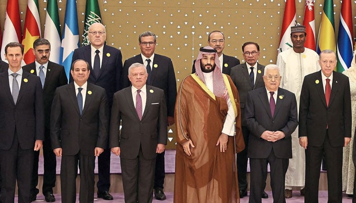 Leaders of Muslim nations pose ahead of an OIC meeting with heads of states including Crown Prince Mohammed bin Salman in Riyadh, Saudi Arabia. — AFP/File