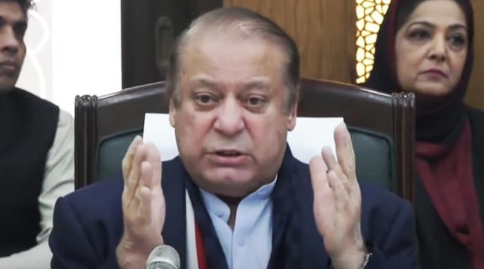 نواز نے سابق آرمی اور جاسوسوں کے خلاف سازش کی تردید کی، ‘سازشی’ کے خلاف کارروائی کا مطالبہ