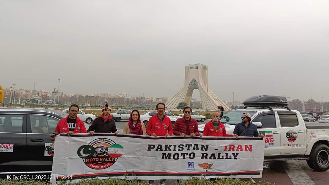 20-member Pakistani jeep rally reaches Tehran