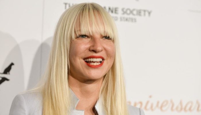 Sia makes first appearance after announcing liposuction