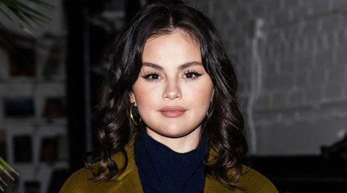 Selena Gomez Announces Social Media Break After Golden Globes Drama