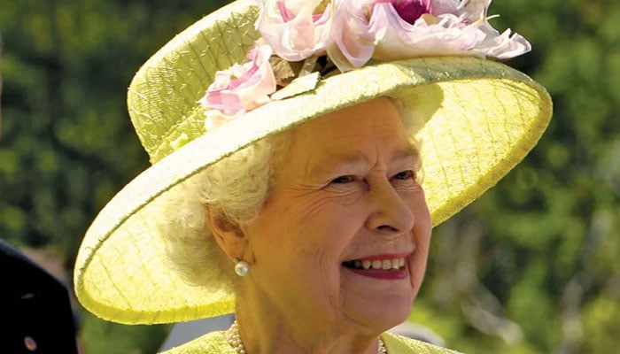 Queen Elizabeth II wanted to have dinner alone before death