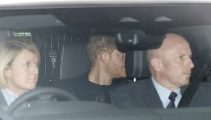 Anxious Prince Harry not sleeping amid King Charles cancer diagnosis