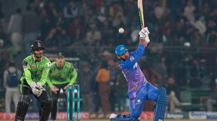 Munro and Shadab lead Islamabad to PSL playoffs with epic win over Multan, Pro National Sports