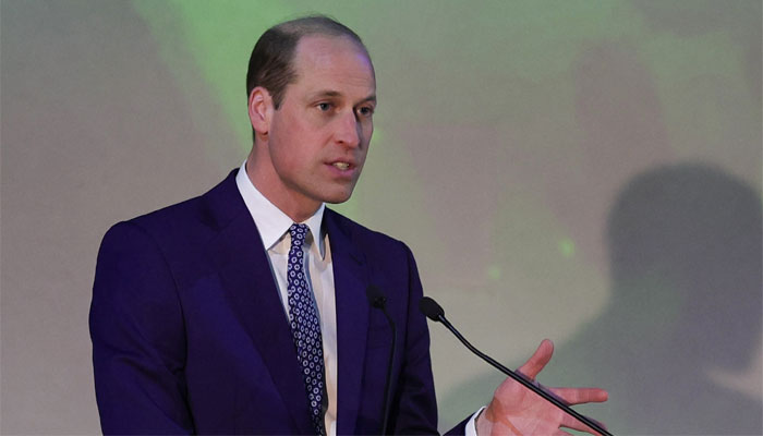 Prince William continues royal duties amid Kate Middleton photo row