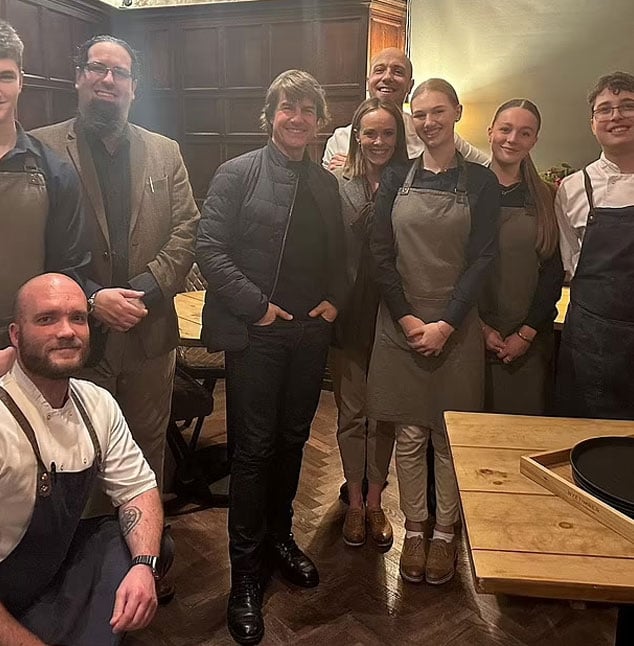 Local restaurant get brushes with fame as Tom Cruise dines in