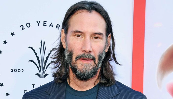 Keanu Reeves unveiled new hair cut