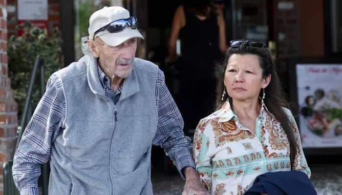 Gene Hackman, Betsy Arakawa make rare public appearance: Photo