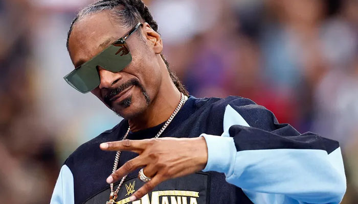 Snoop Dogg strikes up unlikely friendship with these megastars