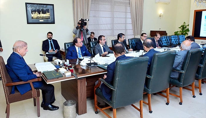PM Shehbaz Sharif chairs the sectorial meeting regarding Ministry of Finance in Islamabad on April 4, 2024. — PID