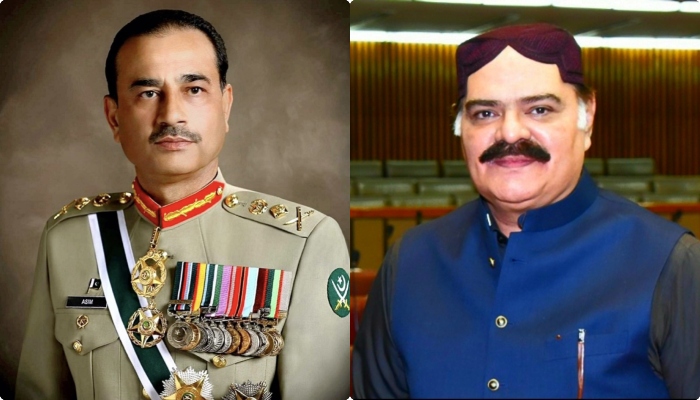 پاکستان پیپلز پارٹی (پی پی پی) کے ایم این اے مخدوم جمیل الزماں (دائیں) اور چیف آف آرمی اسٹاف جنرل عاصم منیر (بائیں)۔  X/@PakistanFauj/ na.gov.pk/File