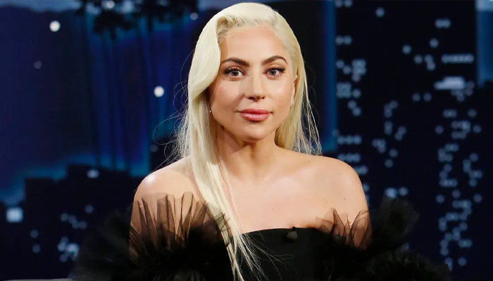 Lady Gaga voices struggle with migraine