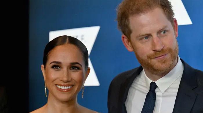 Prince Harry requests Meghan Markle to accompany him to UK: Insider