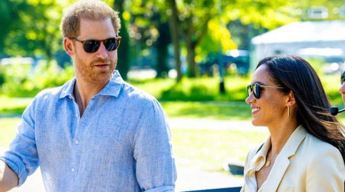 Meghan Markle ‘forces’ romance with Harry, thinks she is in ‘Suits’