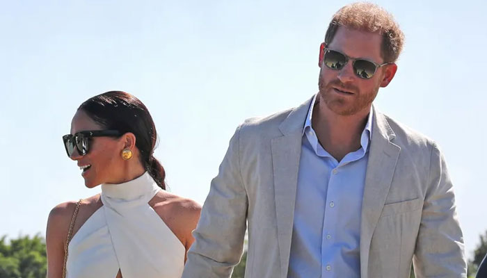 Prince Harry, Meghan Markle take ‘traditional PDA up a notch with ‘sweeter gesture