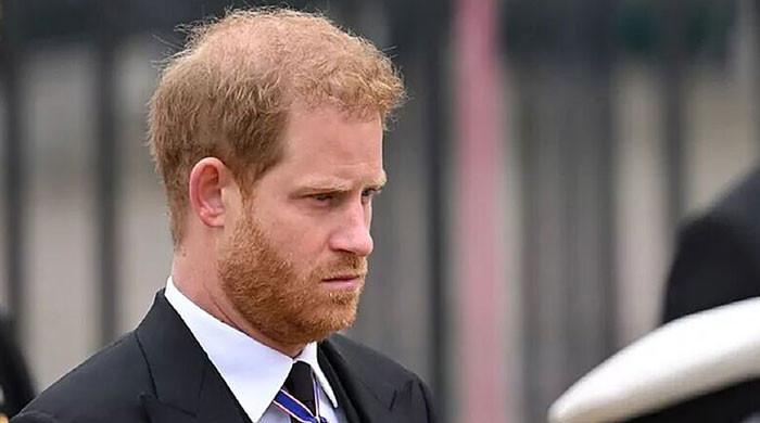 Prince Harry puts himself in ‘embarrassing’ position with bombshell claim