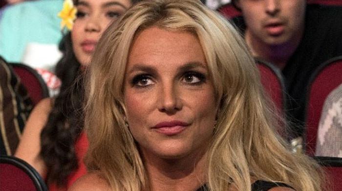 Britney Spears’ pals in ‘precarious position’ over THIS habit of singer