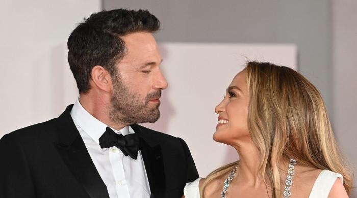 Jennifer Lopez, Ben Affleck react to divorce rumours