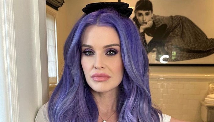 Kelly Osbourne calls out a film executive for body shaming her