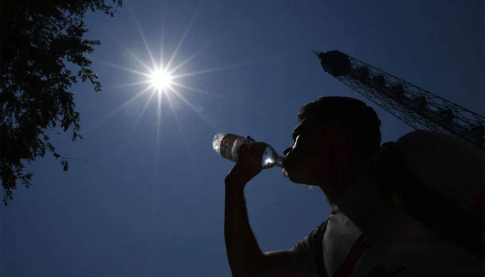 Heatwave: Sindh records highest temperature of this sizzling summer