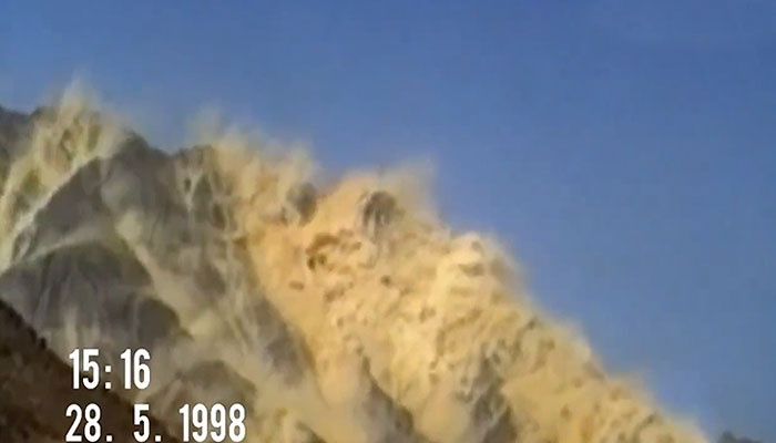 Youm-e-Takbeer: Nation observes 26th anniversary of successful nuclear tests