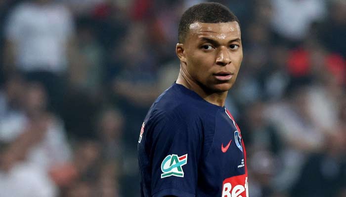 What jersey number will Kylian Mbappe wear at Real Madrid?