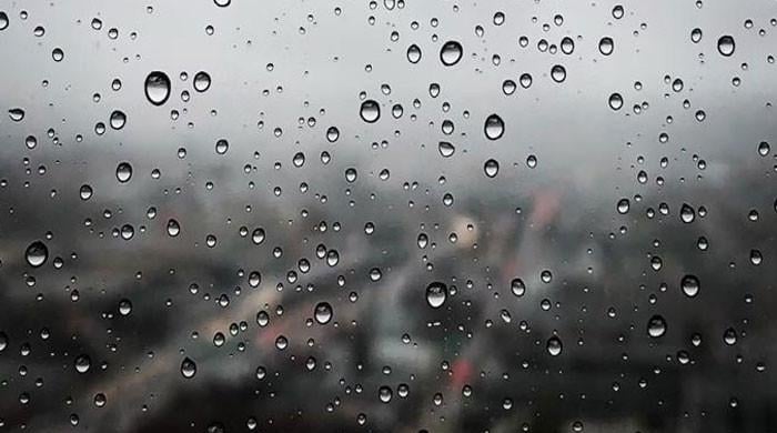 Parts of Karachi receive light showers amid prediction of more rain – M Haris