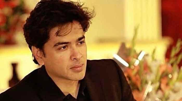 Shehzad Roy requests PM Shehbaz to reverse sales tax on books M Haris