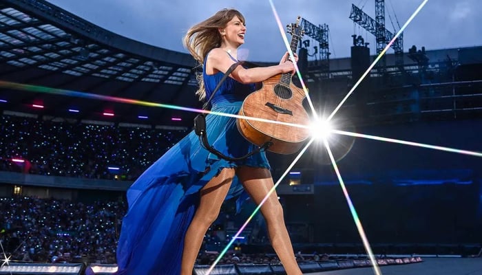 Taylor Swift performs never-heard-before medleys at Dublin Eras Tour