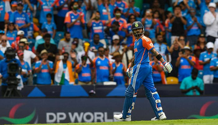 India´s Virat Kohli walks off the field after being dismissed by South Africa´s Marco Jansen during the ICC men´s Twenty20 World Cup 2024 final cricket match between India and South Africa at Kensington Oval in Bridgetown, Barbados, on June 29, 2024.