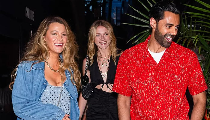 Blake Lively steps out for dinner with It Ends With Us cast