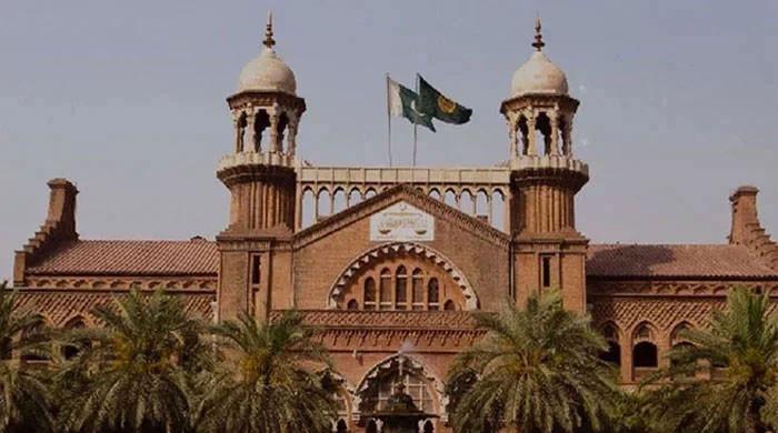 Journalists move LHC against Punjab defamation law – M Haris