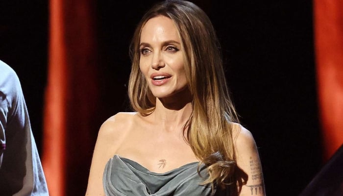 Angelina Jolies worrisome physique hints serious health problem