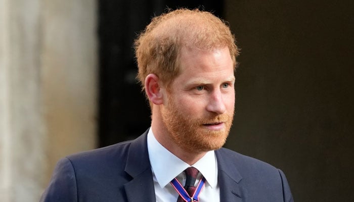 Prince Harry picking up sports hero award is uncomfortable for Royal brand