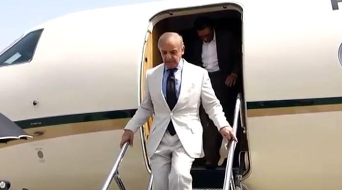 PM Shehbaz arrives in Karachi to meet Sindh CM, businessmen – M Haris