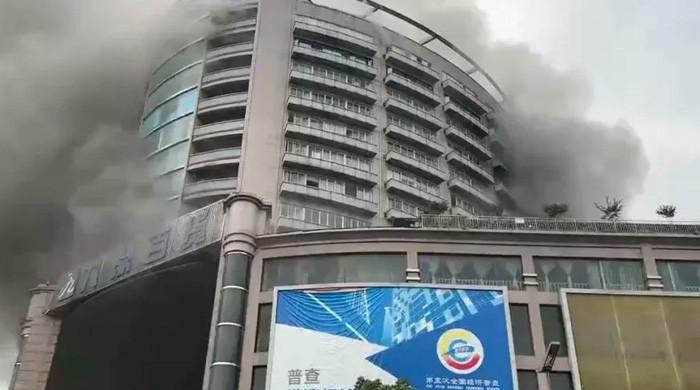 8 dead, 30 rescued as fire engulfs China’s shopping centre