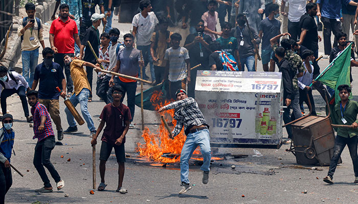 Anti-quota supporters clash with police and Awami League supporters at the Rampura area in Dhaka, Bangladesh, July 18, 2024. — Reuters