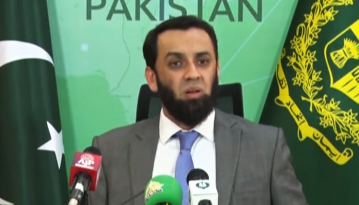 Information Minister Ataullah Tarar addressing a press conference in Islamabad, on July 21, 2024. — Screengrab/Geo News