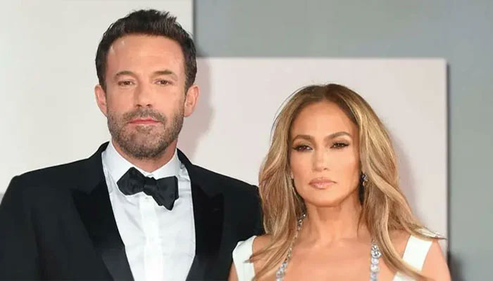 Ben Affleck absent from Jennifer Lopezs pre birthday bash: Source