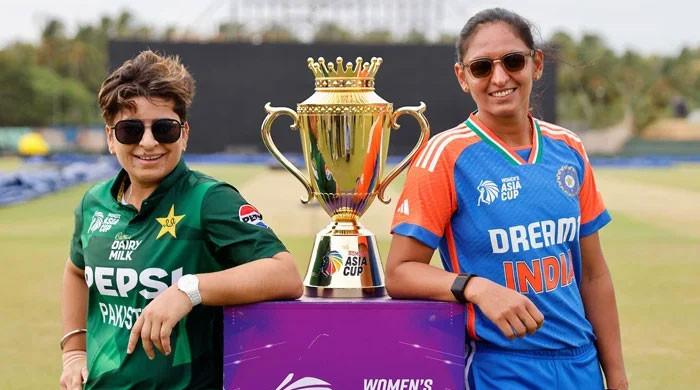 ویمنز ایشیا کپ: بھارت کی نیپال کے خلاف جیت کے بعد پاکستان نے سیمی فائنل کے لیے کوالیفائی کر لیا۔