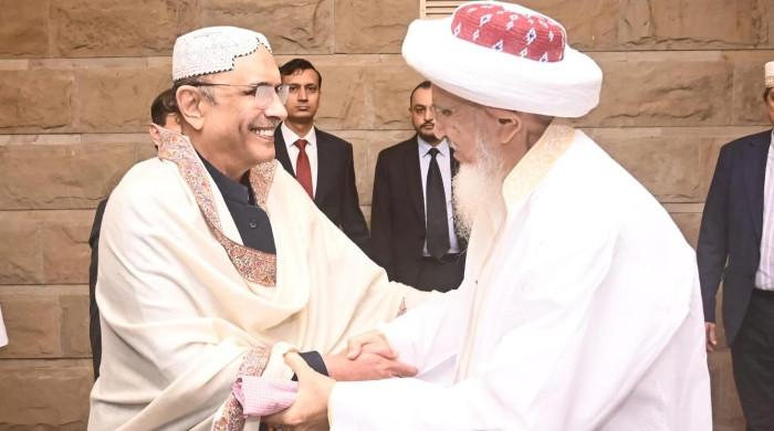 In meeting with Syedna, Zardari lauds services of Bohra community