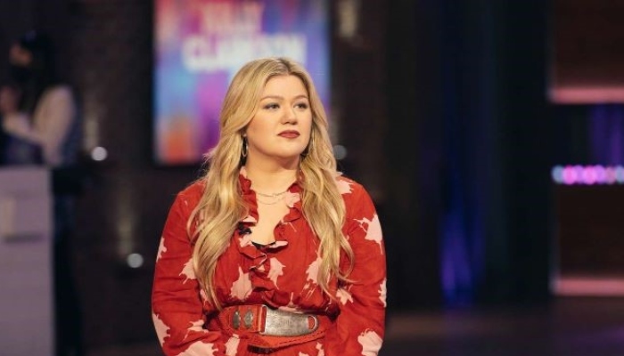 Photo: Kelly Clarkson doubles down on new unrealistic vision: Report