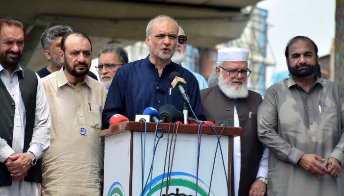 Jamaat-e-Islami (JI) Chief Hafiz Naeemur Rehman addressing protesters during JI protest demonstration at Liaquat Bagh in Rawalpindi on July 27, 2024. —PPI