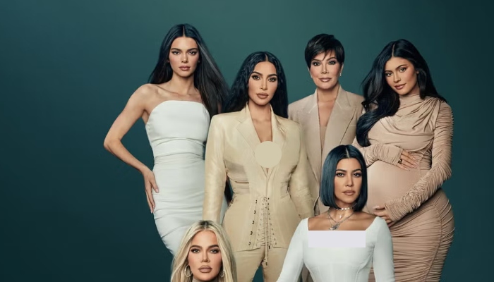 Photo: Kardashian Jenner clan shows major signs of revolt: Report