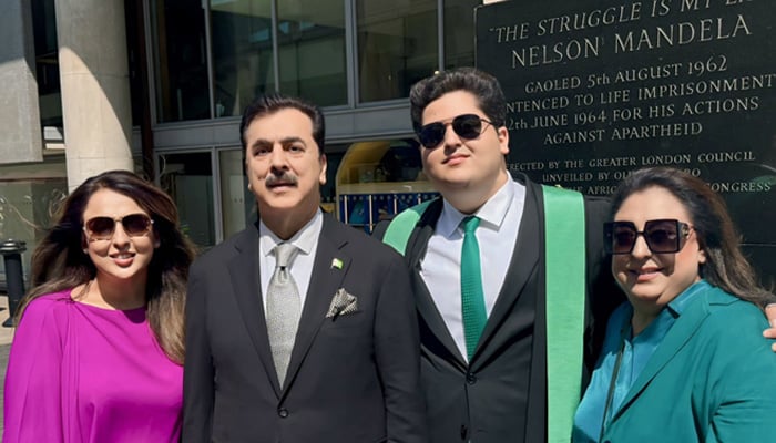 Senate Chairman Syed Yousaf Raza Gilani (centre-left) along with family members in London. — X/@Fiza_Gilani