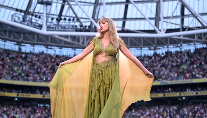 Taylor Swift celebrates Eras Tour milestone with amazing Warsaw crowd