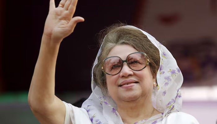 Bangladesh Nationalist Party (BNP) Chairperson Begum Khaleda Zia waves to activists as she arrives for a rally in Dhaka in this file picture taken January 20, 2014. — Reuters