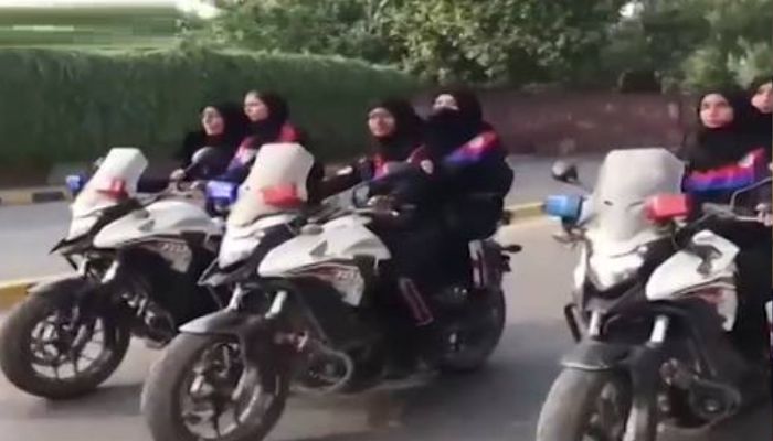 All-female Dolphin Squad seen patrolling on their heavy bikes in Faisalabad, Punjab, Pakistan. — Screengrab via Geo News