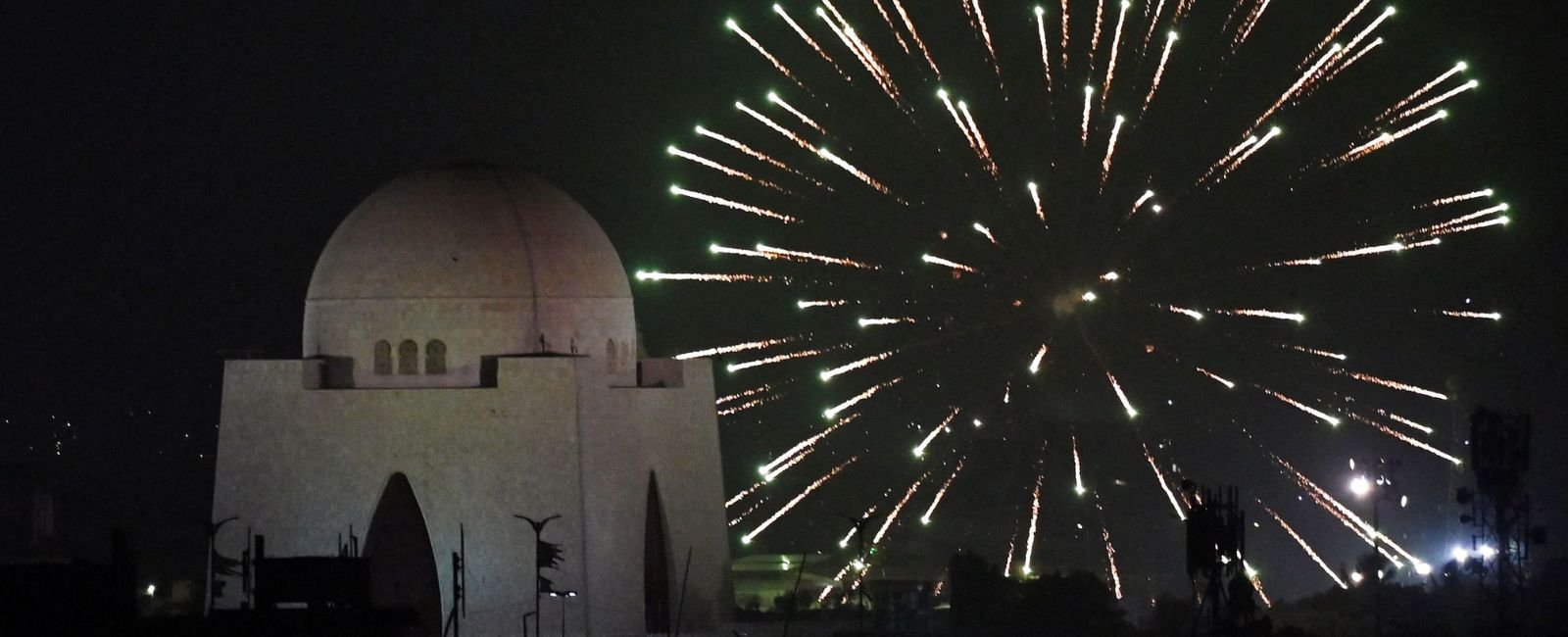 Fireworks erupt at the mausoleum of the founder of Pakistan Quaid-e-Azam Mohammad Ali Jinnah at the as the clock struck 12am and the country observes its 77th Independence Day on August 14, 2024 in Karachi, Sindh, Pakistan. — AFP