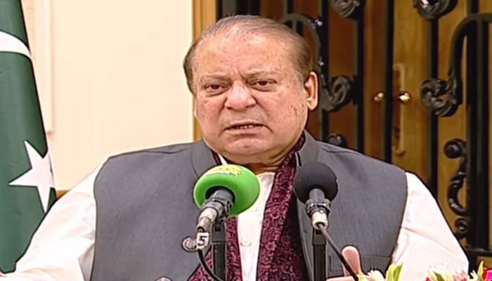 Pakistan Muslim League-Nawaz (PML-N) supremo Nawaz Sharif addressing the press conference along with Punjab Chief Minister Maryam Nawaz in Lahore on August 16, 2024. — YouTube/Geo News/Screengrab